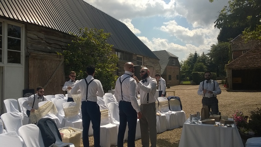 groomsmen getting ready