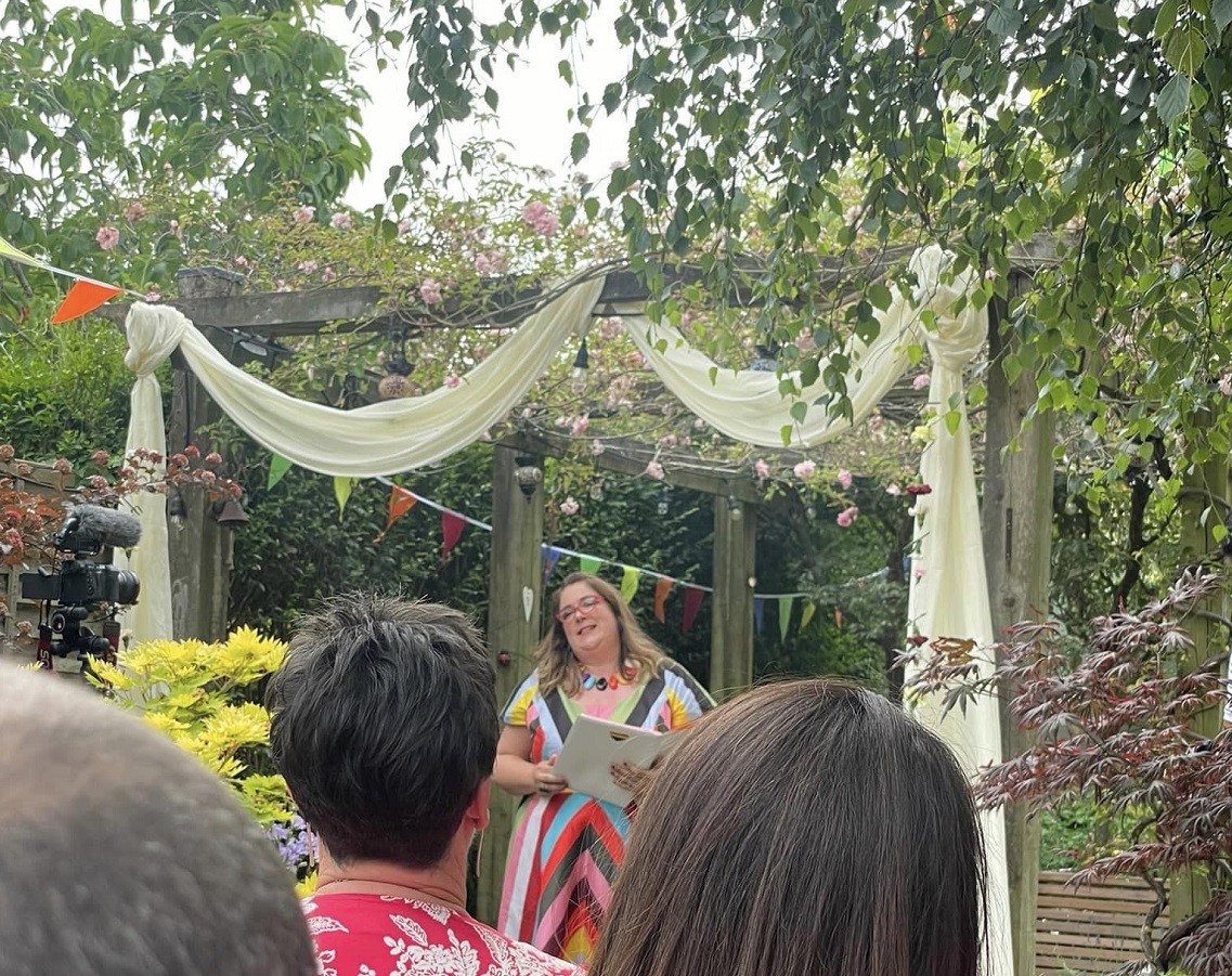 knight ceremonies celebrant garden wedding