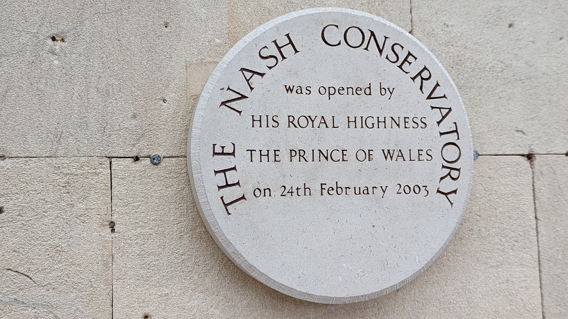 ROYAL PLAQUE