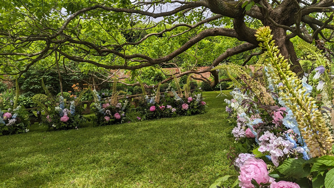 flower aisle