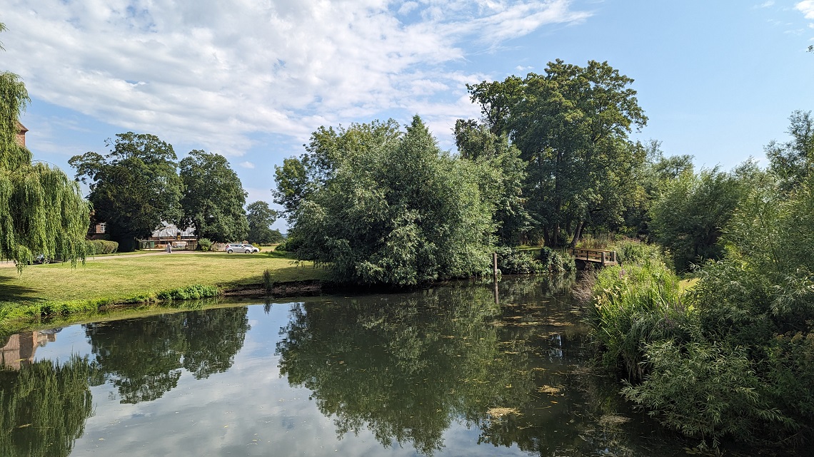 river at mapledurham