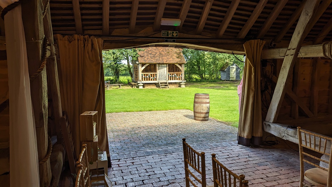 gildings barn wedding