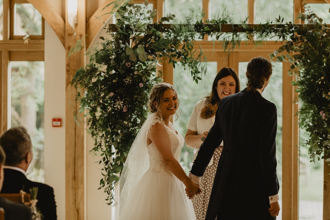 rivervale barn wedding celebrant